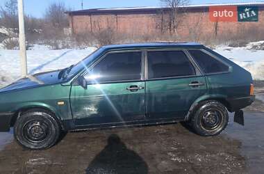 Хетчбек ВАЗ 2109 2001 в Конотопі