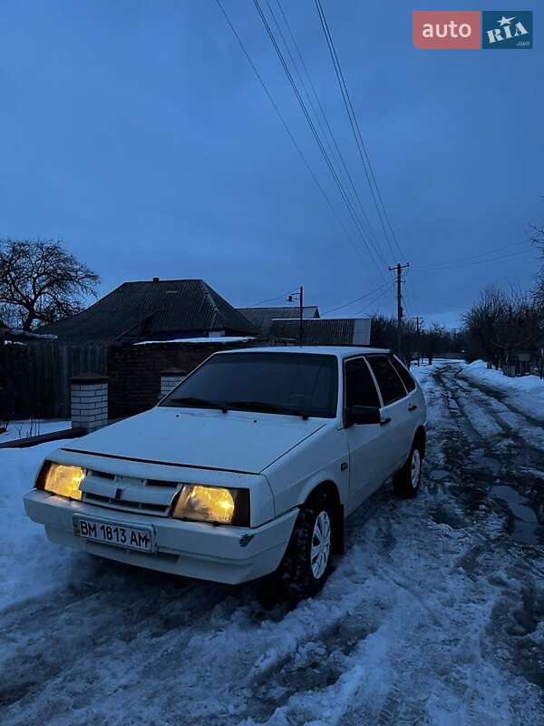 Хэтчбек ВАЗ / Lada 2109 1990 в Белополье