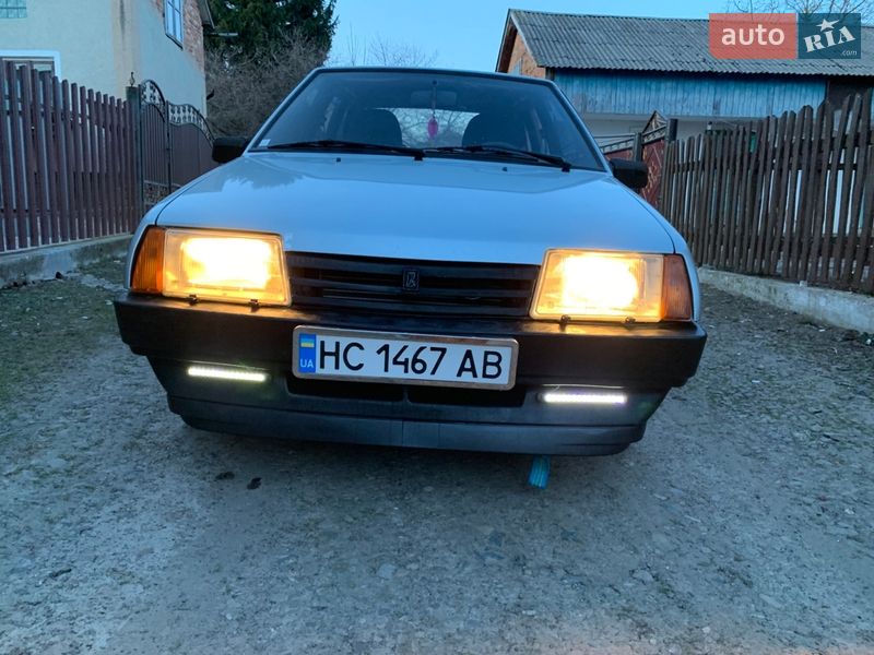 Хэтчбек ВАЗ / Lada 2109 2002 в Каменке-Бугской