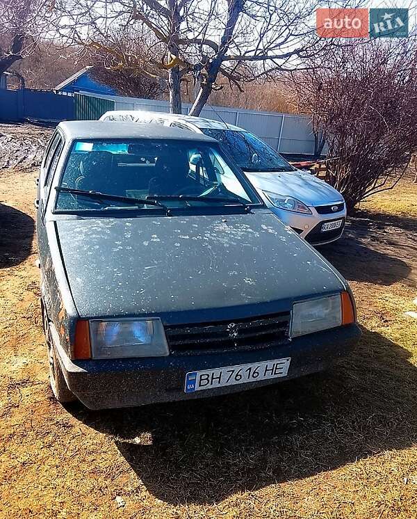 Хэтчбек ВАЗ / Lada 2109 2005 в Каневе