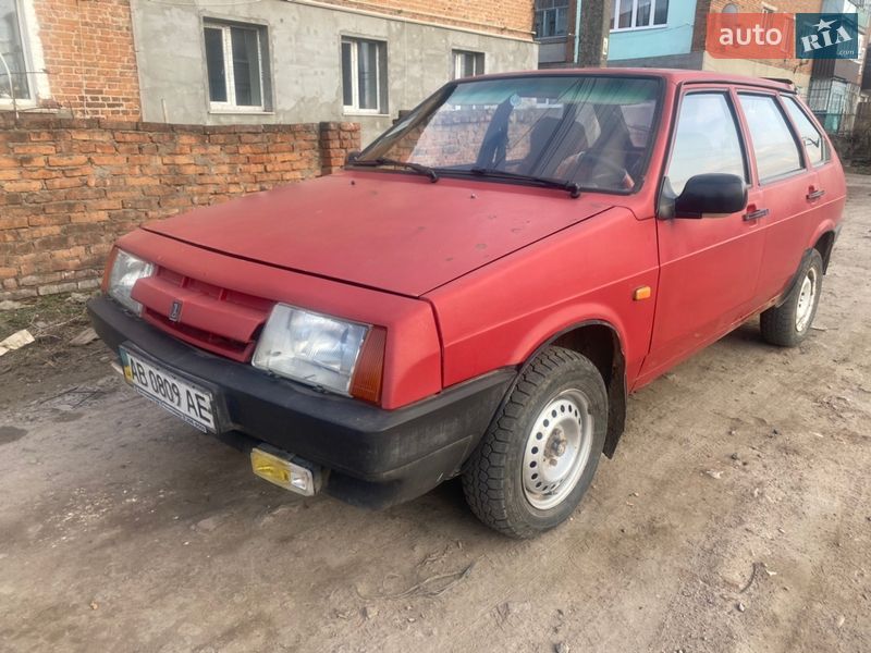 Хэтчбек ВАЗ / Lada 2109 1988 в Жмеринке фото 5 Хэтчбек ВАЗ / Lada 2109 1988 в Жмеринке