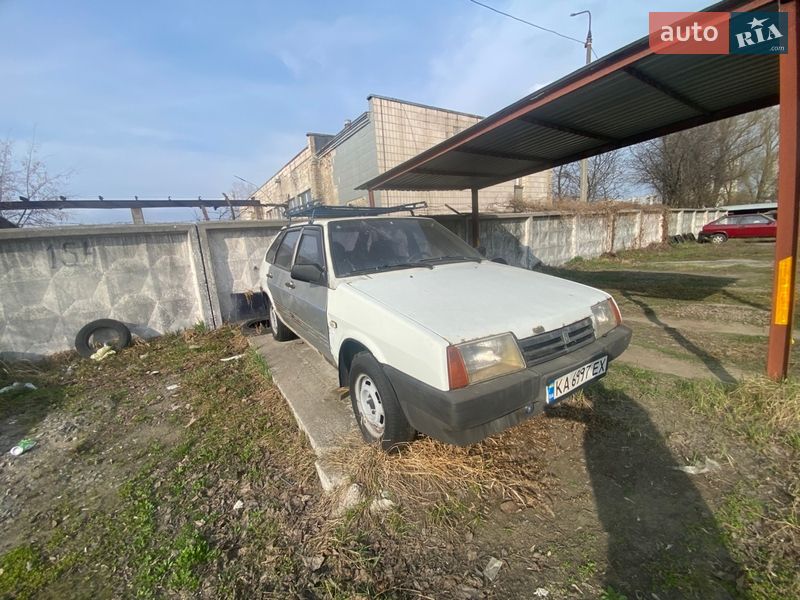 Хэтчбек ВАЗ / Lada 2109 1995 в Киеве фото 12 Хэтчбек ВАЗ / Lada 2109 1995 в Киеве