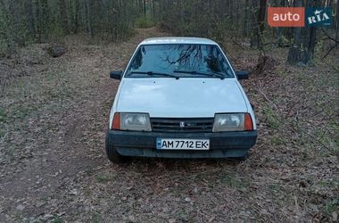 Хэтчбек ВАЗ 2109 1995 в Коростене