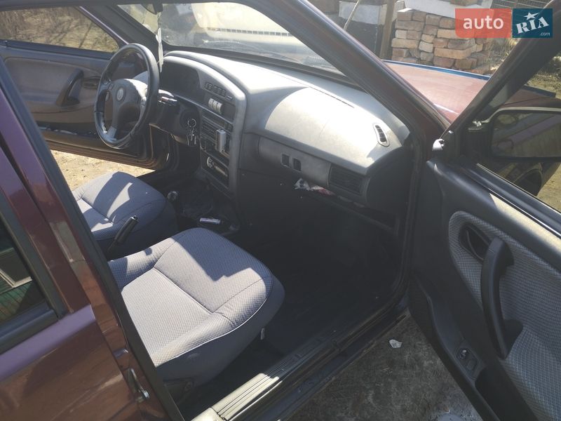 Хэтчбек ВАЗ / Lada 2109 2007 в Шостке фото 14 Хэтчбек ВАЗ / Lada 2109 2007 в Шостке