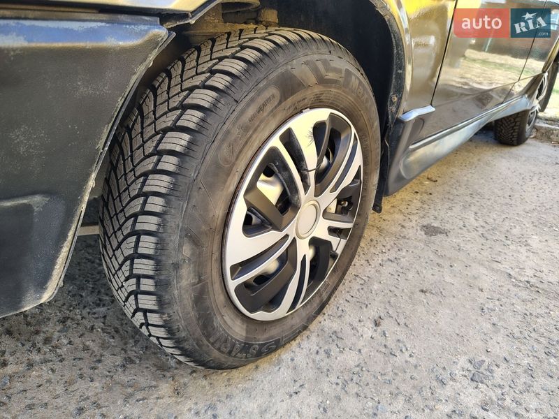 Хэтчбек ВАЗ / Lada 2109 1991 в Нетешине фото 19 Хэтчбек ВАЗ / Lada 2109 1991 в Нетешине