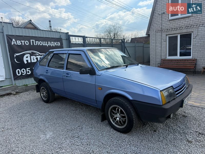 Хэтчбек ВАЗ / Lada 2109 1994 в Запорожье фото 9 Хэтчбек ВАЗ / Lada 2109 1994 в Запорожье