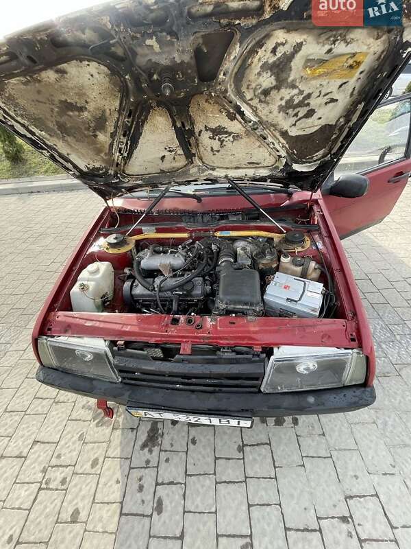 Хэтчбек ВАЗ / Lada 2109 2006 в Львове