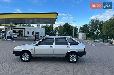 Хэтчбек ВАЗ / Lada 2109 2005 в Броварах
