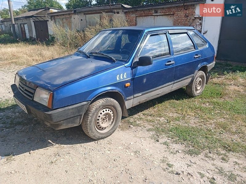 Хэтчбек ВАЗ / Lada 2109 2004 в Теофиполе