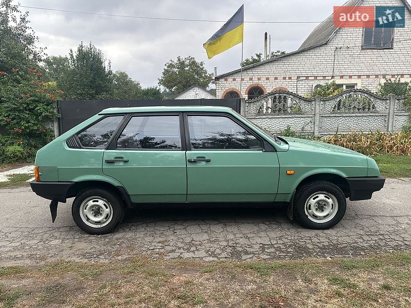 Хэтчбек ВАЗ / Lada 2109 1988 в Полтаве