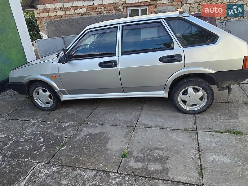ВАЗ / Lada 2109