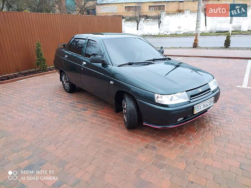 Седан ВАЗ / Lada 2110 2003 в Шепетовке