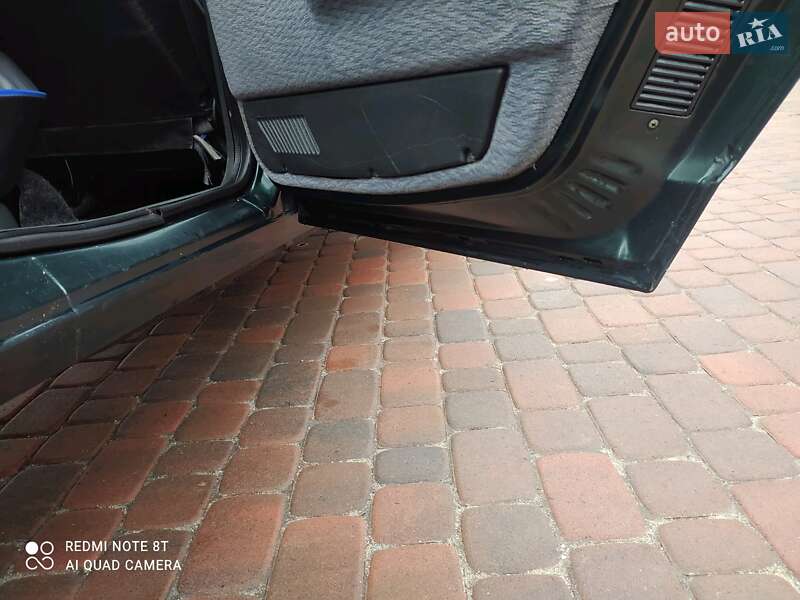 Седан ВАЗ / Lada 2110 2003 в Шепетовке