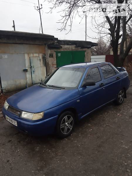Седан ВАЗ / Lada 2110 2001 в Покровске