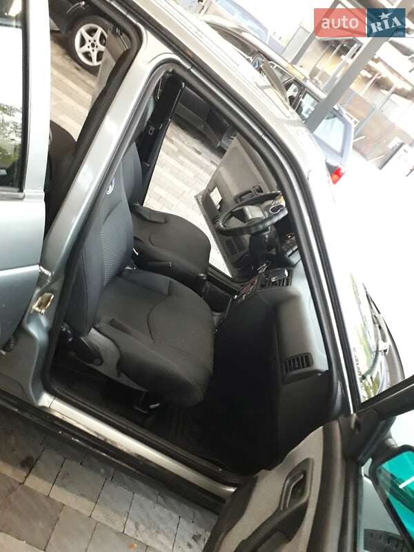 Седан ВАЗ / Lada 2110 2007 в Ужгороде фото 13 Седан ВАЗ / Lada 2110 2007 в Ужгороде