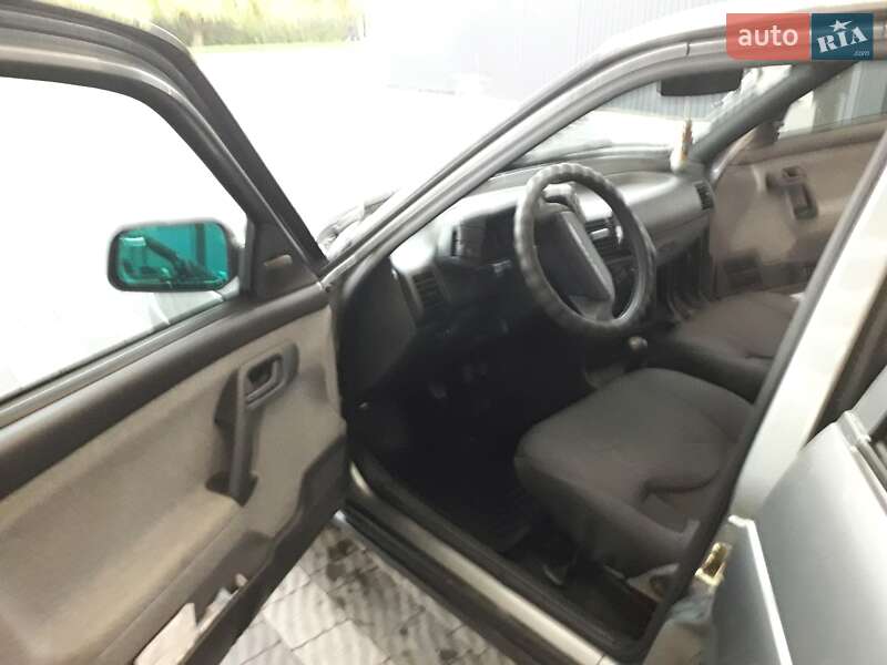 Седан ВАЗ / Lada 2110 2007 в Ужгороде фото 21 Седан ВАЗ / Lada 2110 2007 в Ужгороде