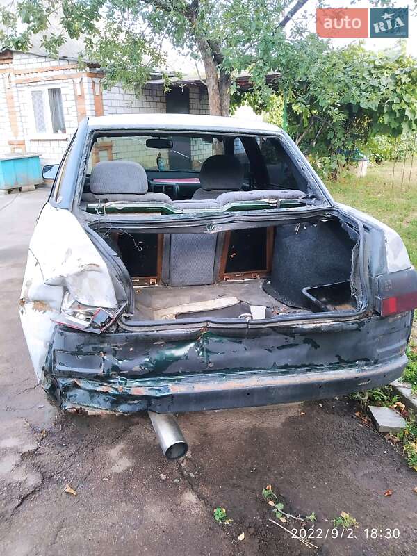 Седан ВАЗ / Lada 2110 2004 в Коростене фото 5 Седан ВАЗ / Lada 2110 2004 в Коростене