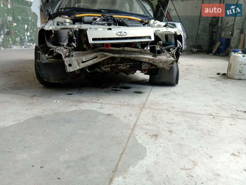 Седан ВАЗ / Lada 2110 1999 в Краматорске фото 4 Седан ВАЗ / Lada 2110 1999 в Краматорске