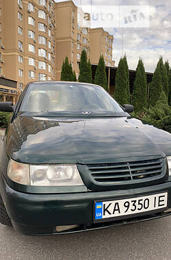 Седан ВАЗ / Lada 2110 2004 в Киеве