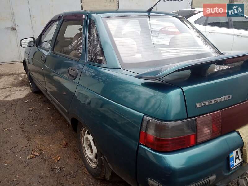 Седан ВАЗ / Lada 2110 2000 в Харкові
