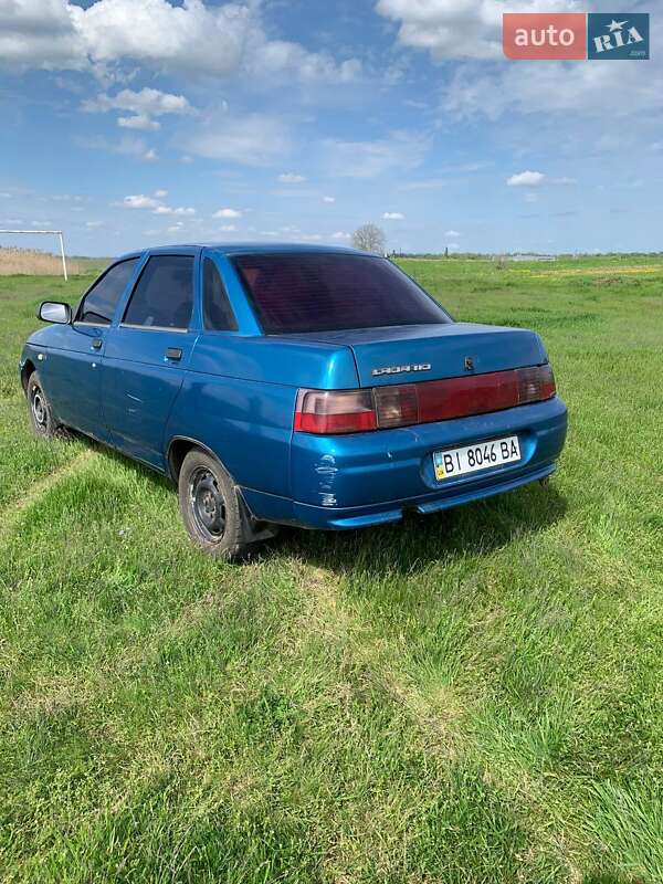 Седан ВАЗ / Lada 2110 2000 в Семеновке