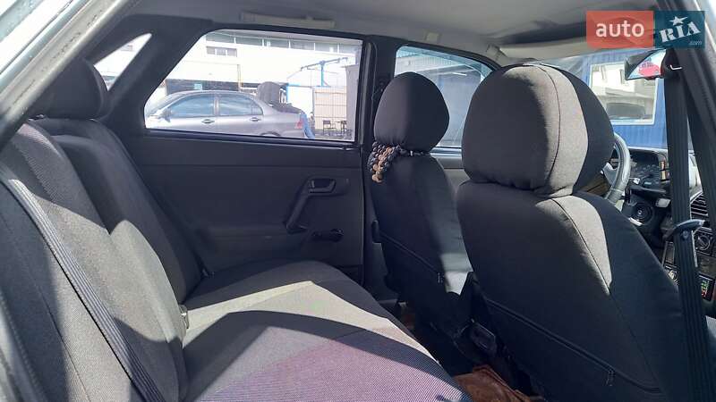 Седан ВАЗ / Lada 2110 2001 в Харькове