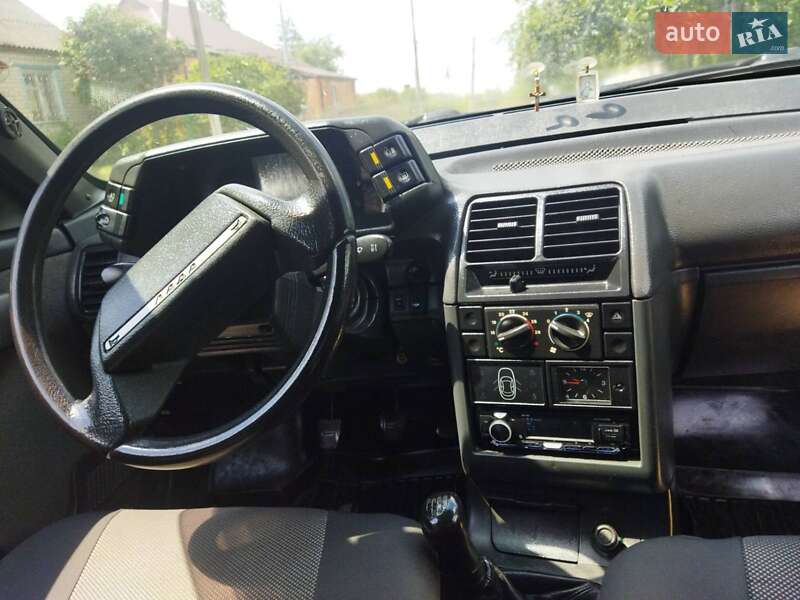 Седан ВАЗ / Lada 2110 2004 в Мерефа