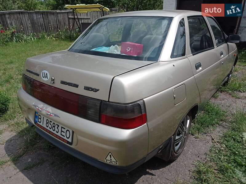 Седан ВАЗ / Lada 2110 2000 в Полтаве