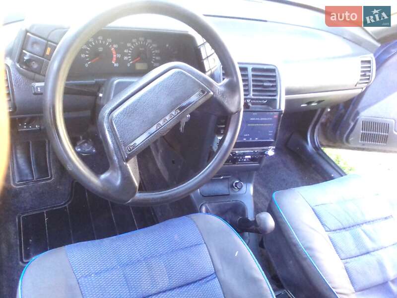 Седан ВАЗ / Lada 2110 2005 в Краснокутске
