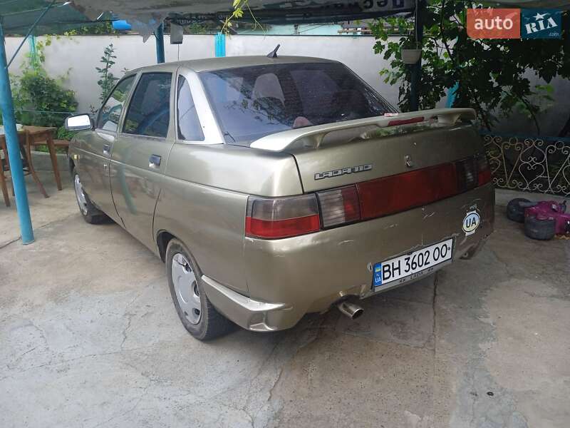Седан ВАЗ / Lada 2110 2001 в Березовке