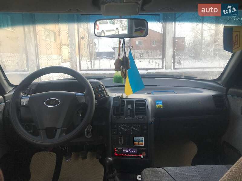 Седан ВАЗ / Lada 2110 2000 в Рогатине