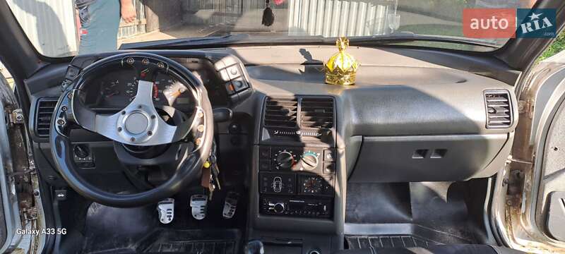 Седан ВАЗ / Lada 2110 2006 в Львові