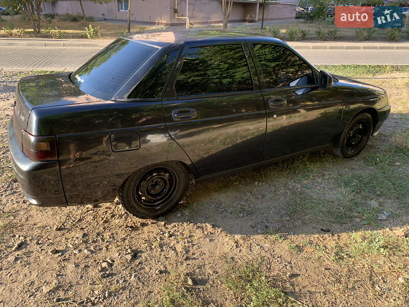 Седан ВАЗ / Lada 2110 2010 в Одессе