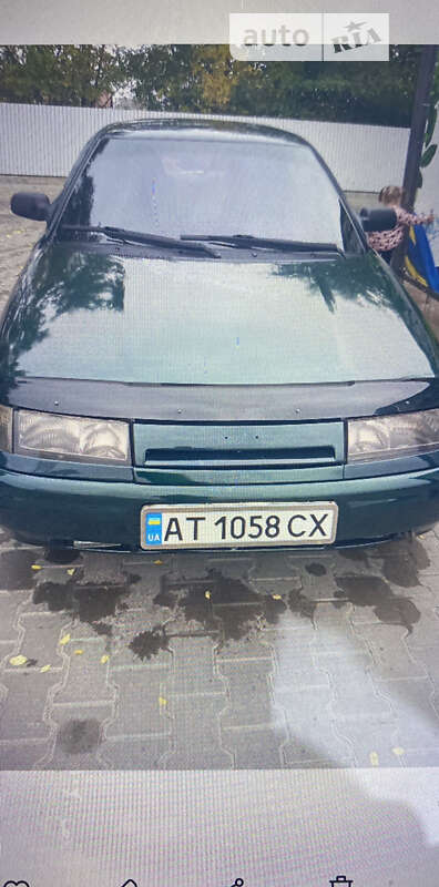 Седан ВАЗ / Lada 2110 2004 в Снятині