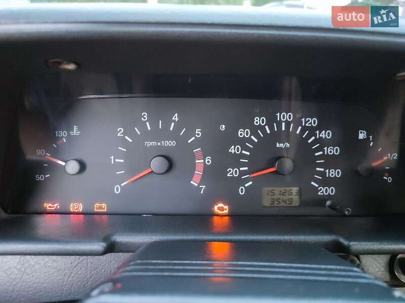 Седан ВАЗ / Lada 2110 2004 в Киеве