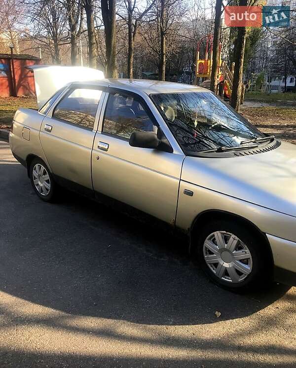 Седан ВАЗ / Lada 2110 2000 в Харкові