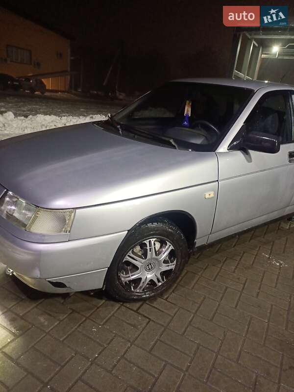 Седан ВАЗ / Lada 2110 2005 в Умани
