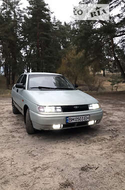 Седан ВАЗ / Lada 2110 2000 в Сумах