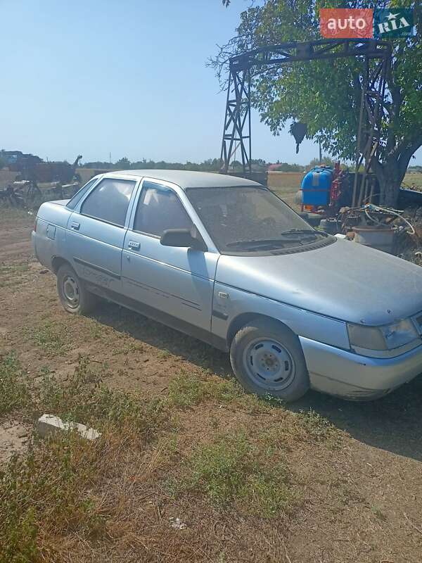 Седан ВАЗ / Lada 2110 2001 в Ізмаїлі
