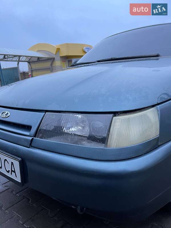 Седан ВАЗ / Lada 2110 2001 в Дубно
