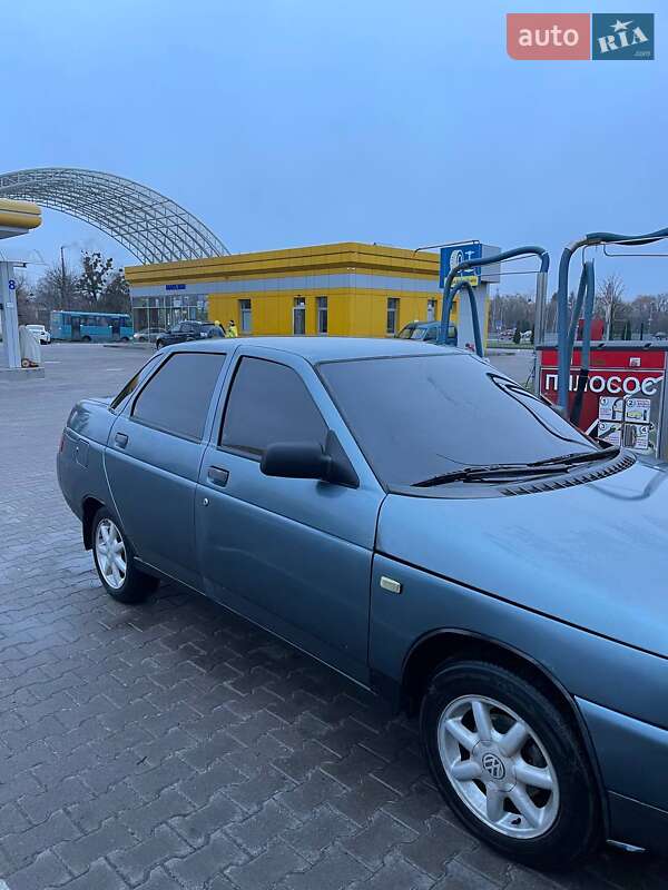 Седан ВАЗ / Lada 2110 2001 в Дубно