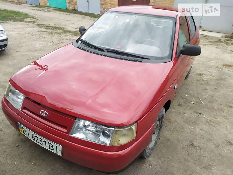 Седан ВАЗ / Lada 2110 2000 в Лубнах