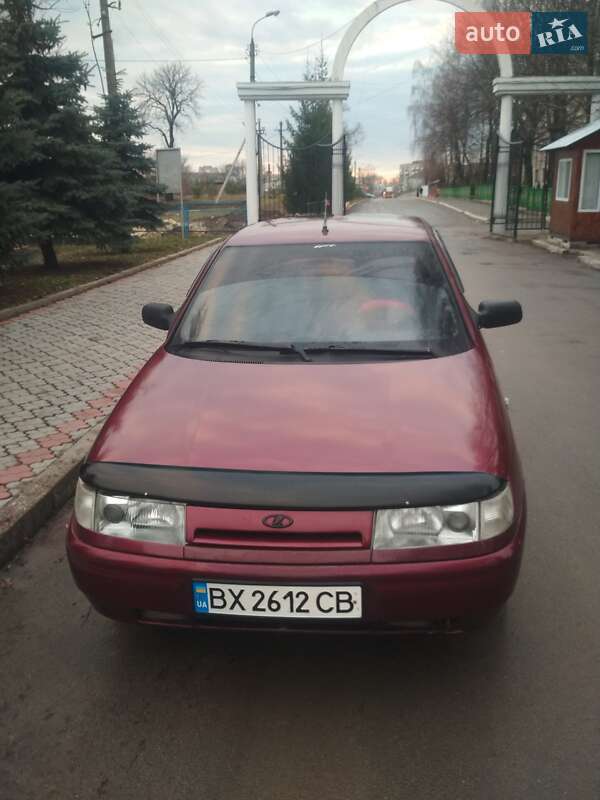 Седан ВАЗ / Lada 2110 2004 в Волочиську