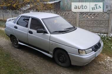 Седан ВАЗ / Lada 2110 2003 в Сторожинце