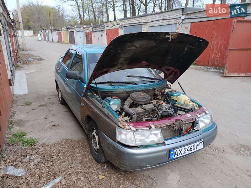 Седан ВАЗ / Lada 2110 2000 в Лозовой