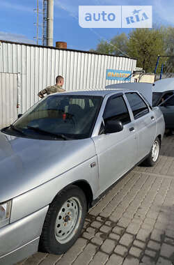 Седан ВАЗ / Lada 2110 2006 в Чугуеве