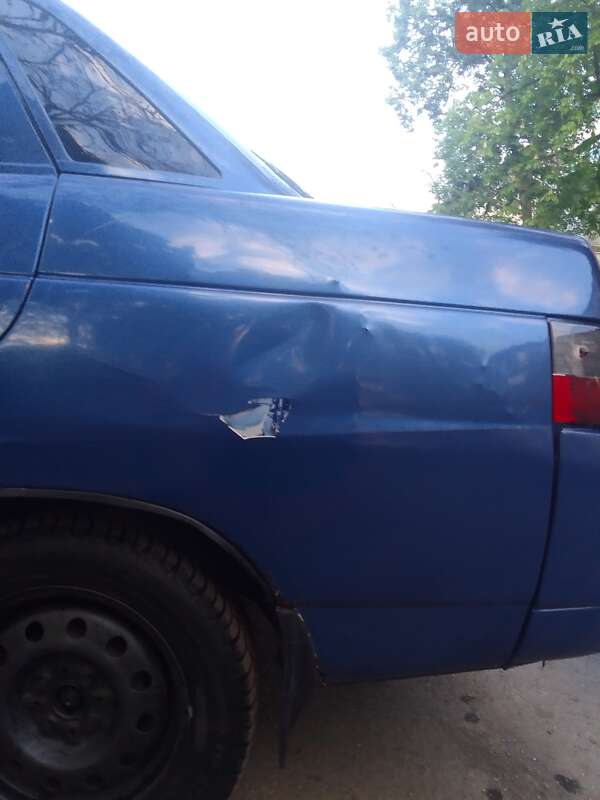 Седан ВАЗ / Lada 2110 2001 в Дніпрі