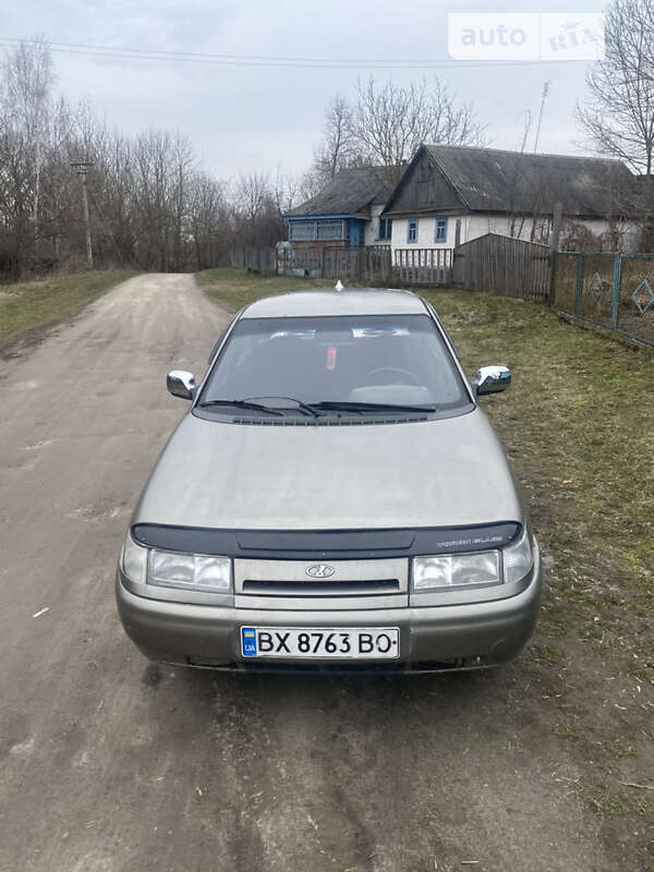 Седан ВАЗ / Lada 2110 2000 в Звягеле