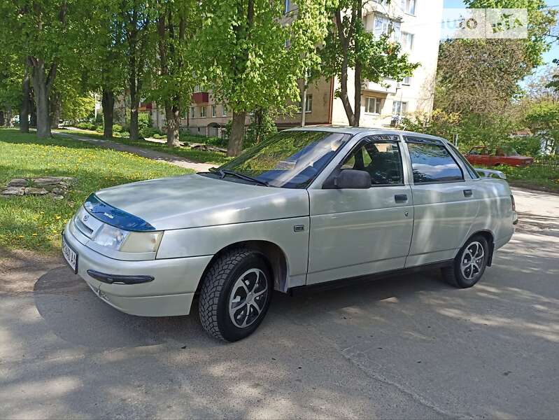 Седан ВАЗ / Lada 2110 2004 в Виннице