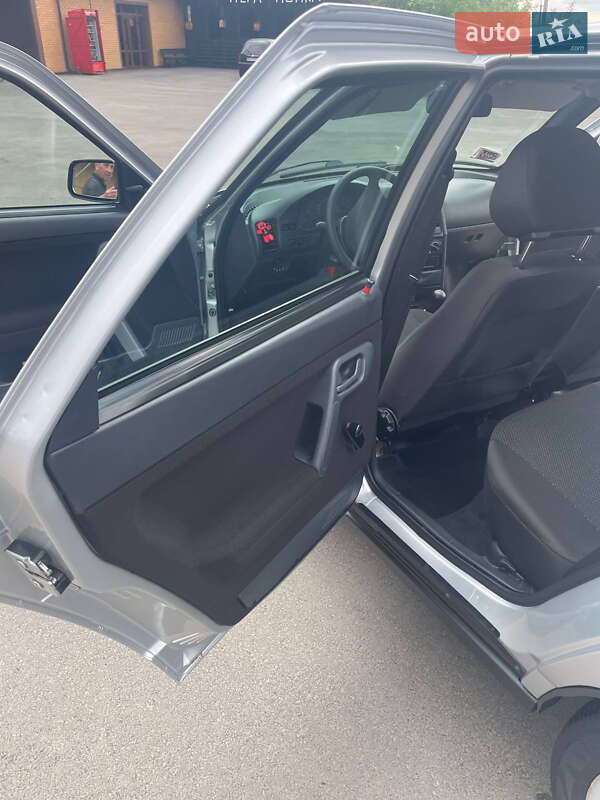 Седан ВАЗ / Lada 2110 2011 в Благовещенском